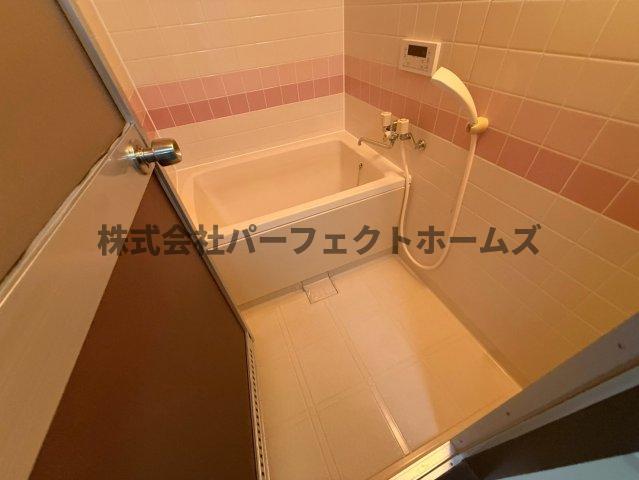 バス・シャワールーム　お風呂で日々の疲れを落としましょう