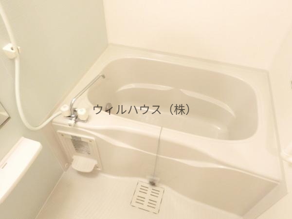 バス・シャワールーム　キレイな浴室です！