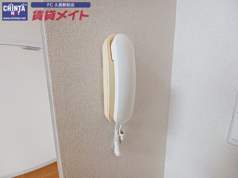 セキュリティ　同型参考写真