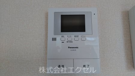 セキュリティ　モニター付きドアホンで安心です。