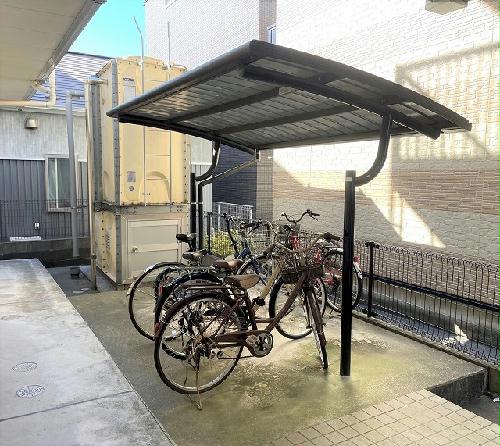 その他共有部分　屋根付き駐輪場