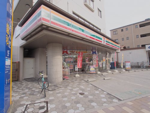 コンビニ　セブンイレブン 広島府中本町店（コンビニ）まで606m