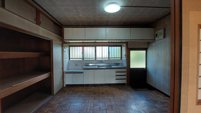 半田市四方木町 戸建てのキッチン写真