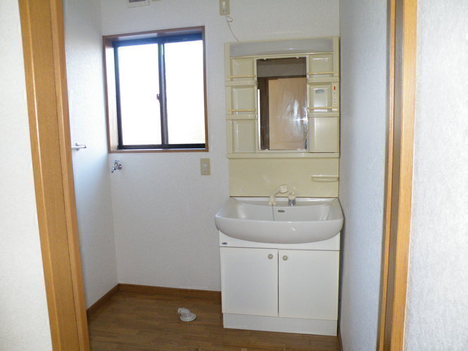 洗面設備　洗面化粧台独立