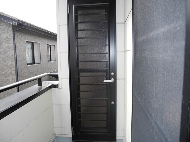 その他設備　バルコニーにも専用の扉あり