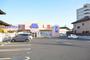 ドラックストア　マルエドラッグ桐生東店（ドラッグストア）まで532m