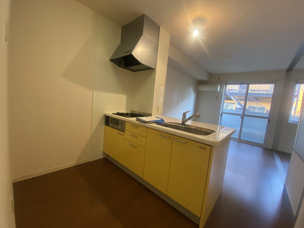 キッチン　角部屋です。