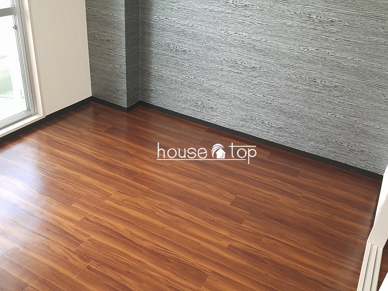 その他部屋・スペース　洋室にはオシャレなアクセントクロスが施されていますよ♪