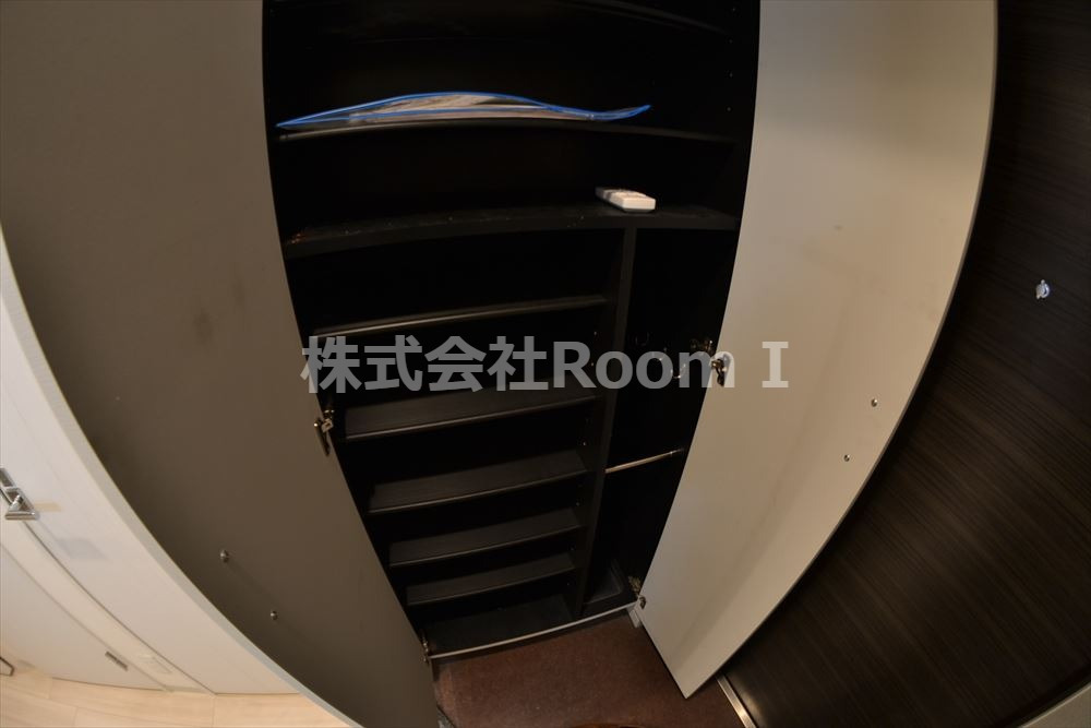 玄関　明るい玄関です