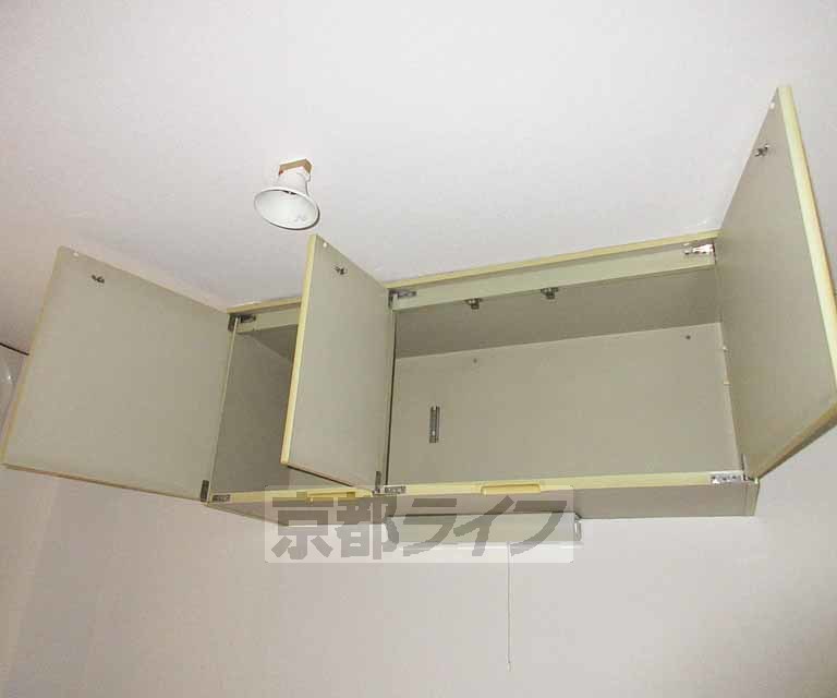 収納　キッチン上の収納です！