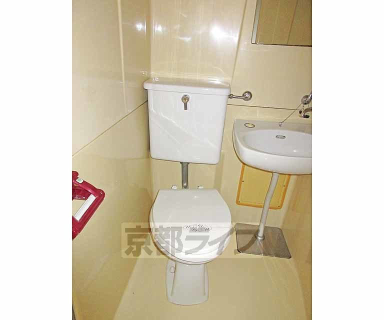 トイレ　清潔感のあるトイレです！