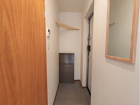 玄関　参考写真