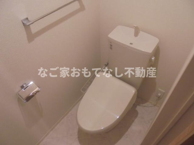 【名古屋市西区比良のアパートのトイレ】