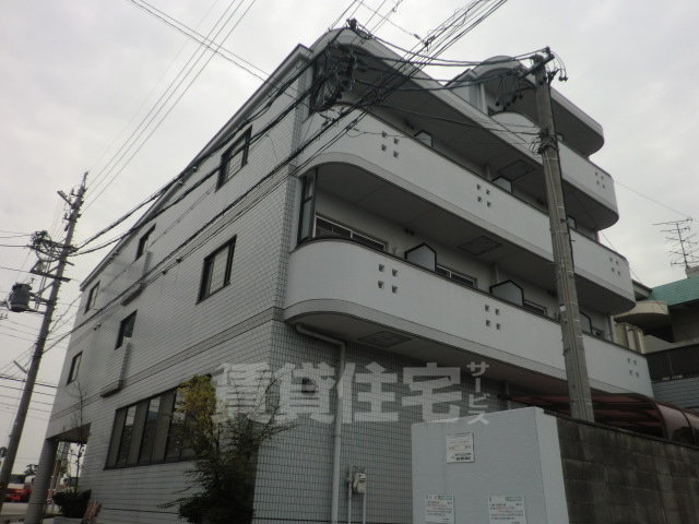 名古屋市港区金船町のマンションの建物外観