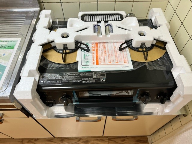 その他設備　新品のガスコンロをプレゼントします。