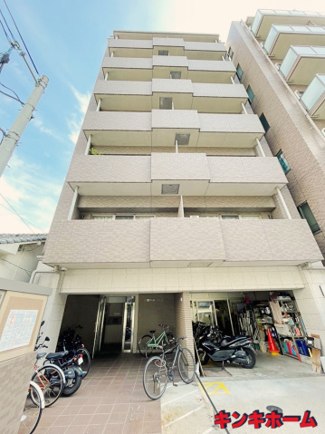 広島市中区住吉町のマンションの建物外観