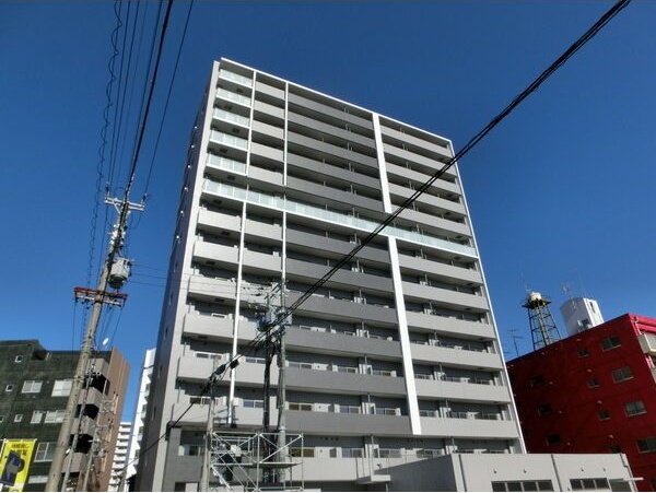 名古屋市中村区太閤通のマンションの建物外観