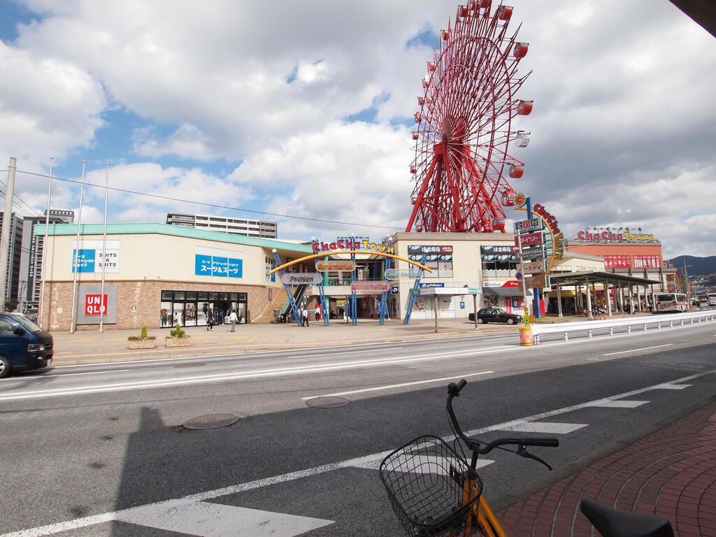 【ライブスクエア小倉駅オーシャンテラスのショッピングセンター】