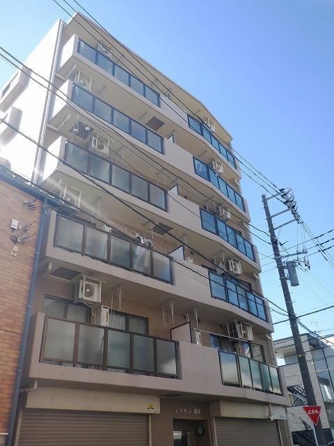 横浜市鶴見区潮田町のマンションの建物外観