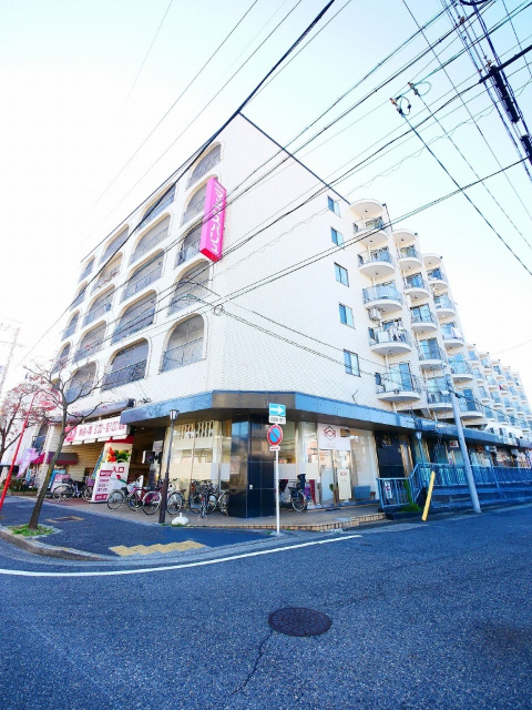 【シャトレ北山の建物外観】