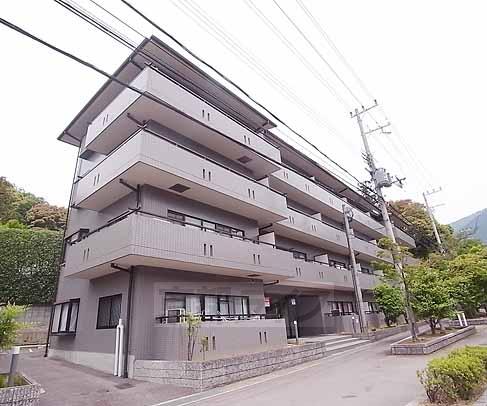 京都市左京区上高野八幡町のマンションの建物外観