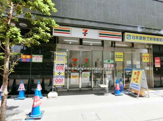 コンビニ　セブンイレブン三軒茶屋玉川通り店（コンビニ）まで196m