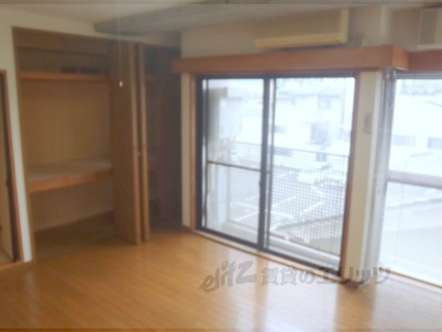 居室・リビング　洋室