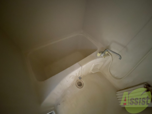 バス・シャワールーム　バスルームは一日の疲れを癒す大切な場所です。