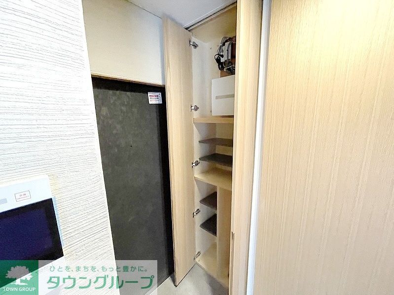 収納　お問合せは(株)タウンハウジングレジデンス事業部　赤坂店・…