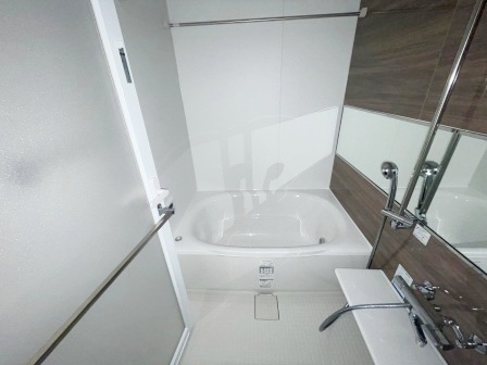 バス・シャワールーム　※別部屋写真