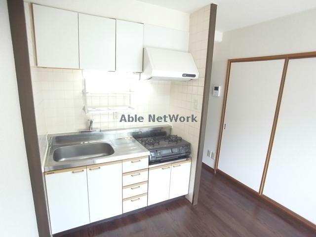 キッチン　※同型参照写真