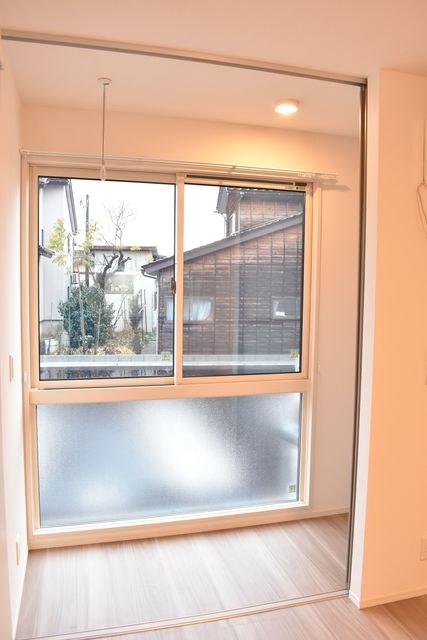 その他部屋・スペース　サンルームが付いております。