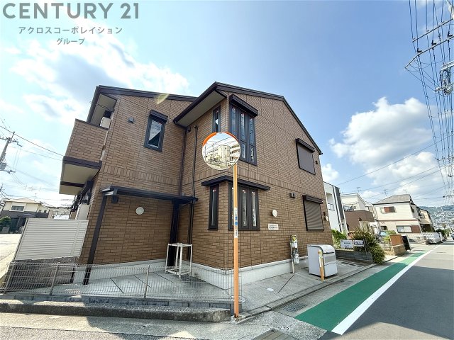 建物外観　全室角部屋です！