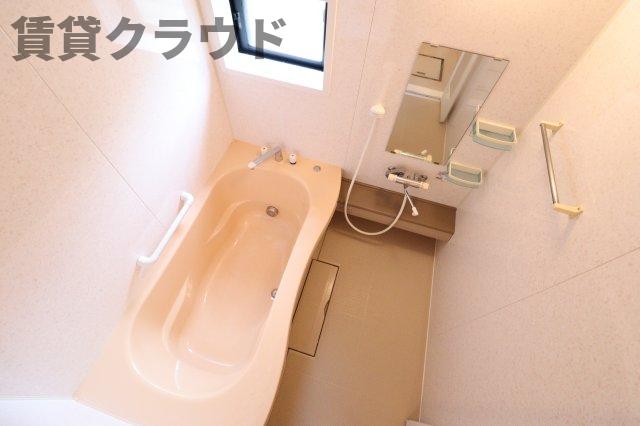 バス・シャワールーム　日々の暮らしに欠かせないお風呂です