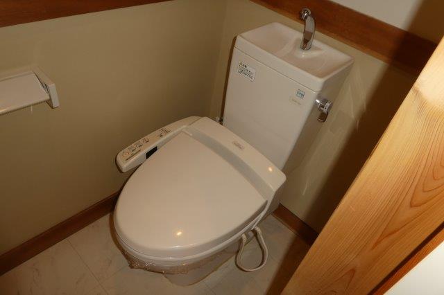 トイレ　ウォシュレット