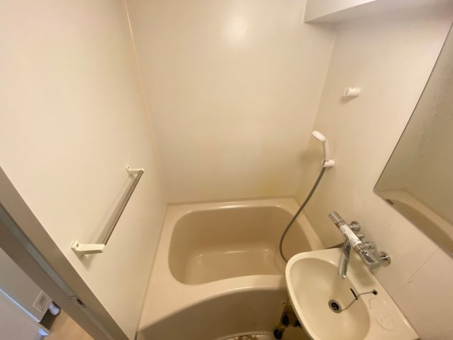 バス・シャワールーム　グリーンパークハイツ西山