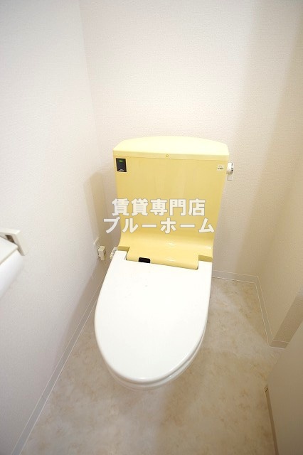 トイレ　温水洗浄便座付きのトイレ！