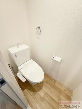 トイレ　シャワー付トイレ