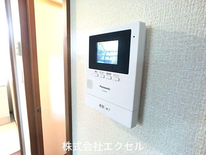 セキュリティ　モニター付きインターホンです。