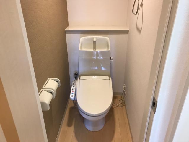トイレ　シャワー付トイレ