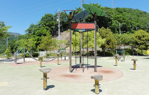 公園　揚倉山健康運動公園（公園）まで1424m
