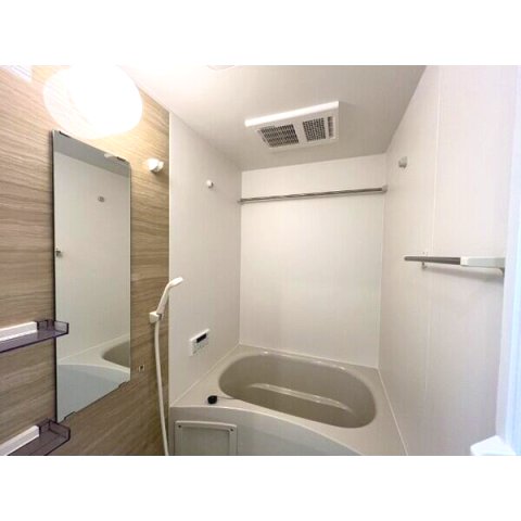 バス・シャワールーム　同仕様　同施工会社　風呂