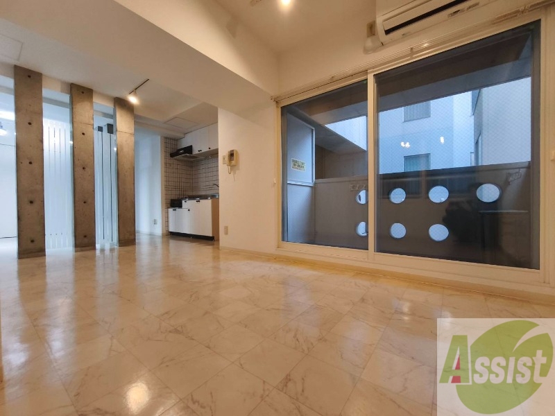 居室・リビング　広くてキレイなお部屋が広がっていて、充実した生活が送れそう。