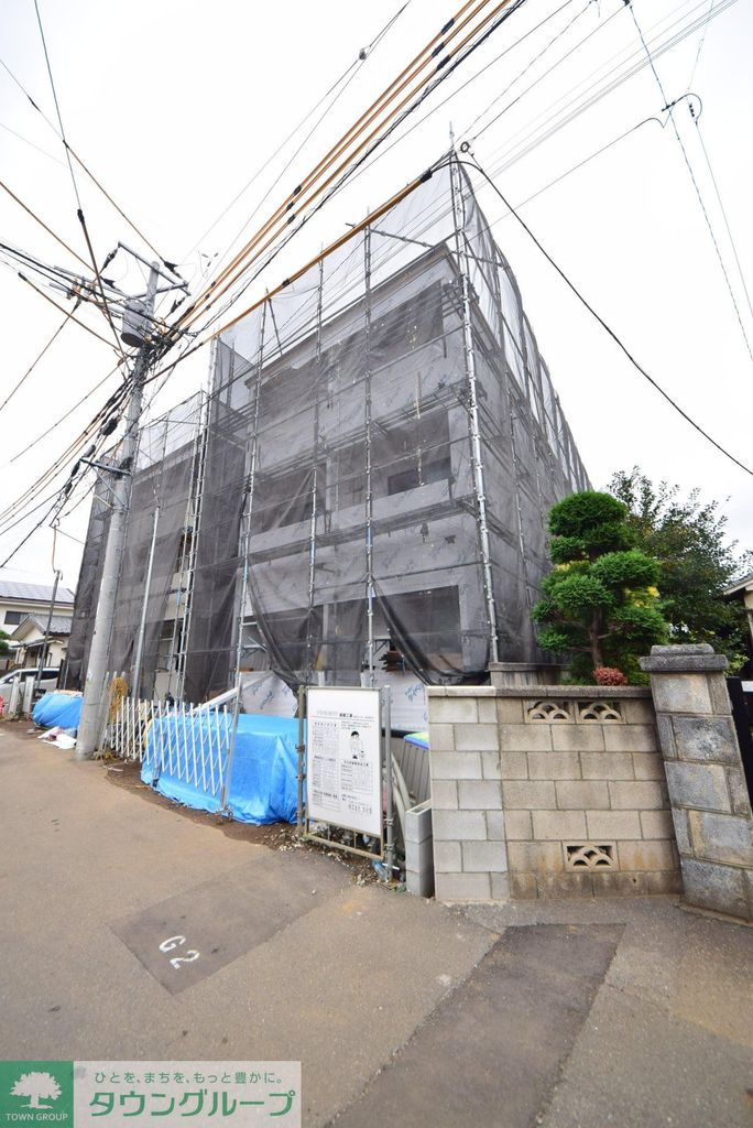 ロビー　駐車場