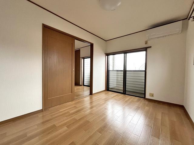 居室・リビング　洋室