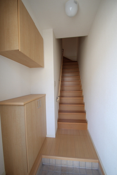 玄関　他号室のお写真です