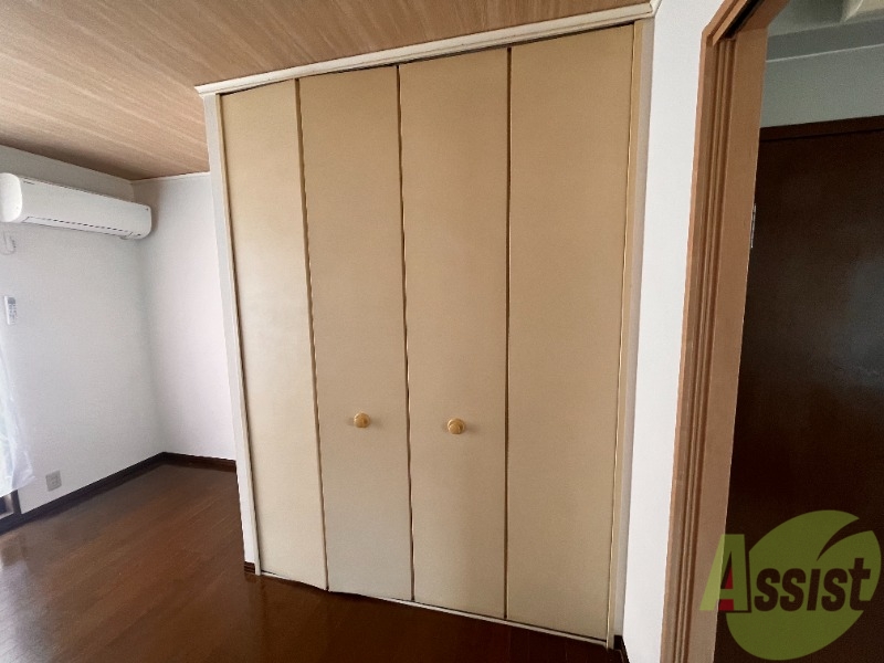 収納　収納箇所はクローゼットです。荷物等はこちらにどうぞ。