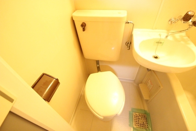 トイレ　他号室画像