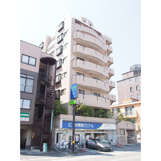 建物外観　祇園橋電停まで徒歩1分の好立地♪