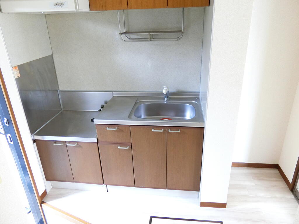 キッチン　※同アパートのものを使用しております